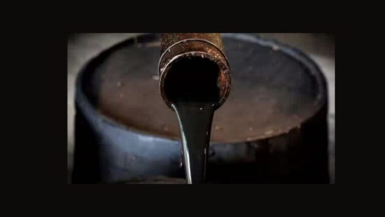 Crude Oil Down 1%; Firefly Neuroscience Shares Spike Higher
