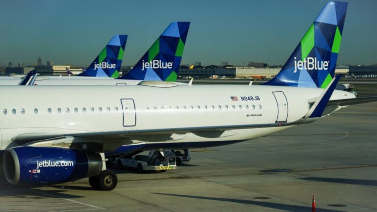 JetBlue In Talks With United Airlines Over Possible Partnership: Report