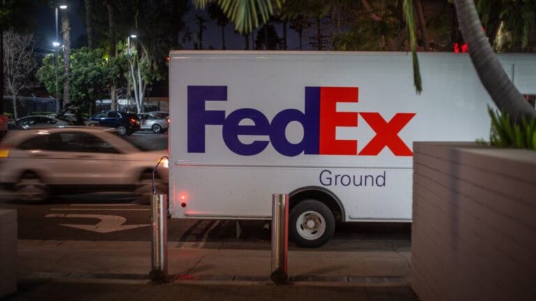 FedEx Stock Jumps On Q1 Earnings Beat